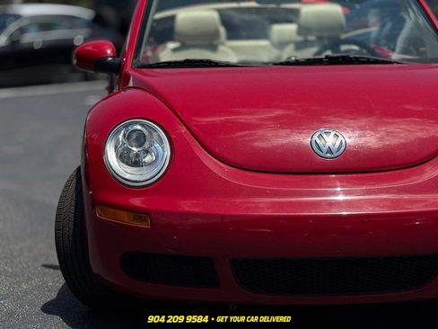 Used 2006 Volkswagen Beetle Convertible w/ Package 1 FWD image 12