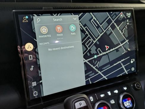 New 2026 Land Rover Defender 110 X-Dynamic SE AWD/4WD image 38