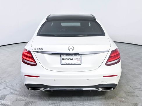 Used 2017 Mercedes-Benz E 300 image 29
