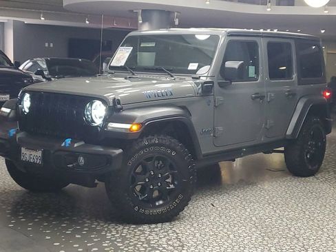 Used 2023 Jeep Wrangler Unlimited w/ 8.4" Radio Group AWD/4WD image 32