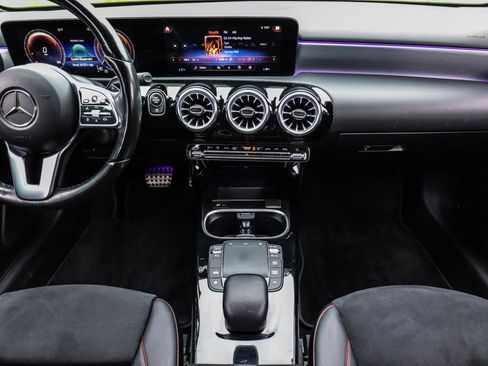 Used 2022 Mercedes-Benz A 220 4MATIC image 23