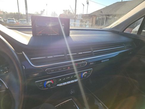 Used 2018 Audi Q7 3.0T Prestige w/ Prestige Package image 32