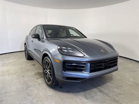 New 2026 Porsche Cayenne Coupe image 9