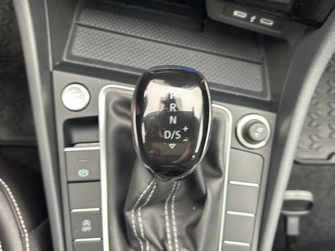 New 2026 Volkswagen Jetta SE FWD image 27