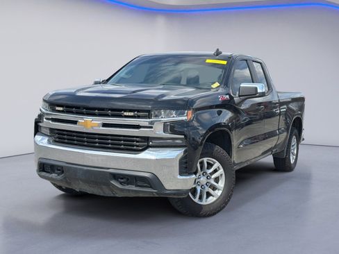 Used 2021 Chevrolet Silverado 1500 LT w/ Z71 Off-Road Package image 2