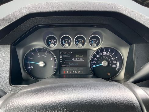 Used 2016 Ford F250 Lariat w/ Lariat Ultimate Package AWD/4WD image 12