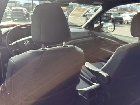 Used 2023 Honda Passport TrailSport image 27