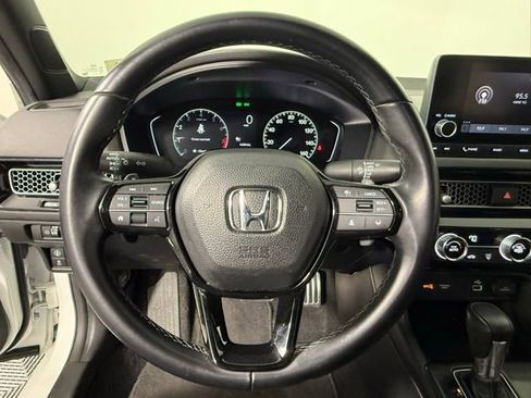 Used 2023 Honda Civic Sport image 17