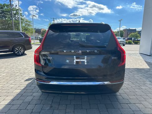 Used 2025 Volvo XC90 B5 Ultra w/ Protection Package AWD/4WD image 30
