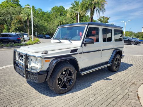 Used 2017 Mercedes-Benz G 550 image 6