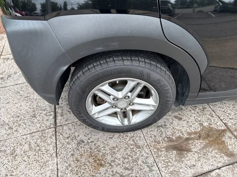 Used 2020 Hyundai Kona SE AWD/4WD image 14