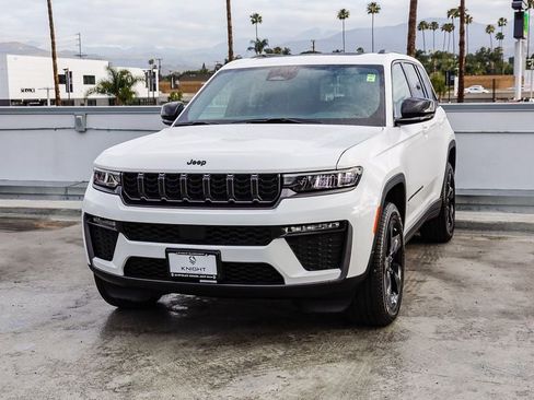 New 2026 Jeep Grand Cherokee Limited AWD/4WD image 4