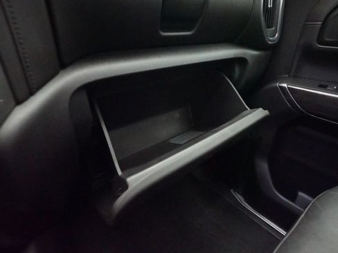 Used 2019 Chevrolet Silverado 1500 LTZ AWD/4WD image 27
