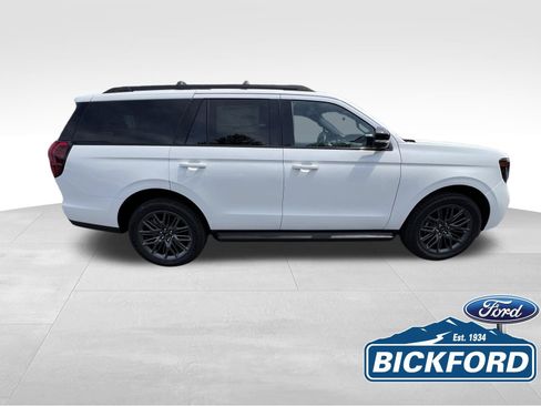 New 2026 Ford Expedition Platinum w/ Stealth Appearance Package AWD/4WD image 4