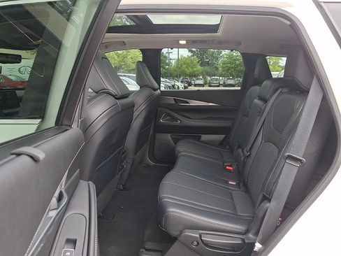 Used 2023 INFINITI QX60 Luxe w/ Vision Package AWD/4WD image 10