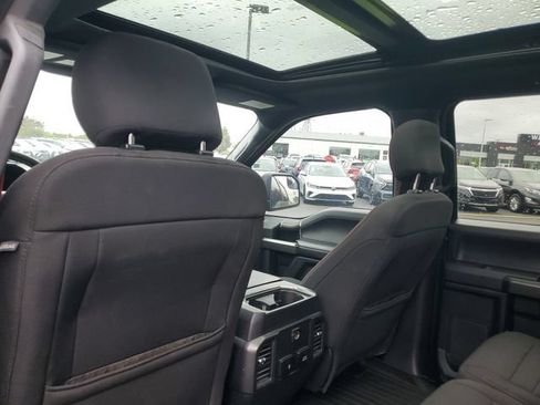 Used 2018 Ford F150 XLT w/ Equipment Group 302A Luxury AWD/4WD image 10