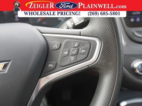 Used 2023 Chevrolet Malibu LT image 25
