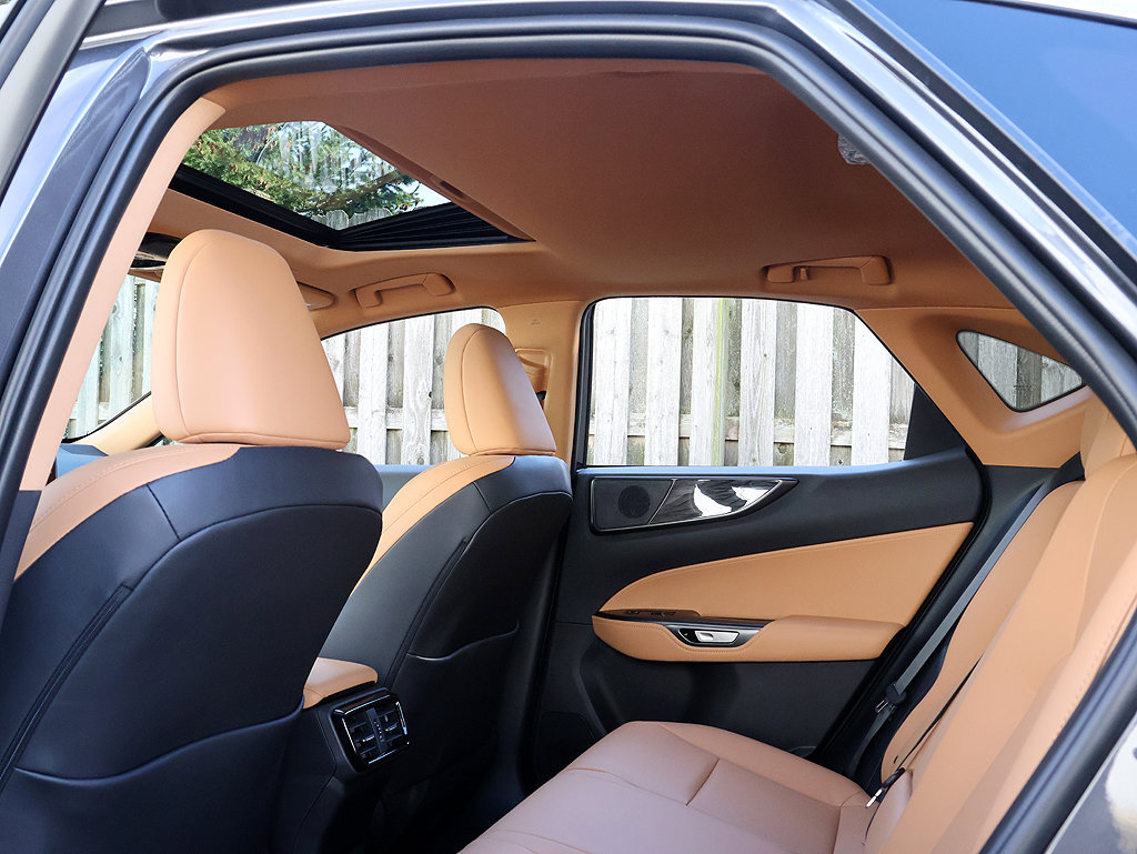 New 2026 Lexus NX 350 AWD w/ Premium Package image 14