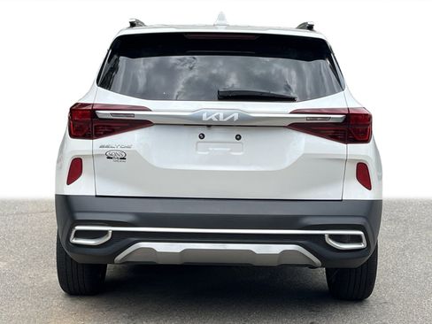 Used 2023 Kia Seltos S w/ Navigation Package FWD image 22