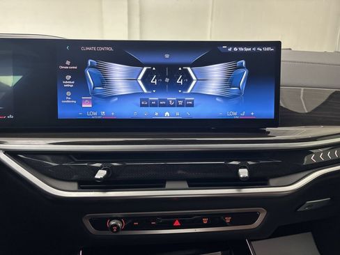 Used 2024 BMW X5 xDrive40i w/ Premium Package AWD/4WD image 20