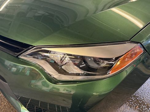 Used 2014 Toyota Corolla LE FWD image 30