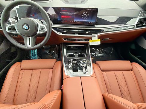 New 2027 BMW X7 M60i AWD/4WD image 16