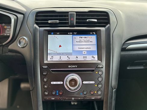 Used 2019 Ford Fusion Titanium AWD/4WD image 26