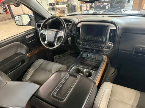 Used 2014 Chevrolet Silverado 1500 LTZ AWD/4WD image 17