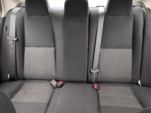 Used 2024 Nissan Sentra SV FWD image 23