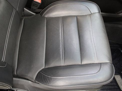 Used 2019 GMC Yukon Denali image 33