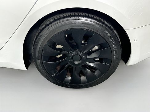 Used 2019 Tesla Model 3 Long Range image 11