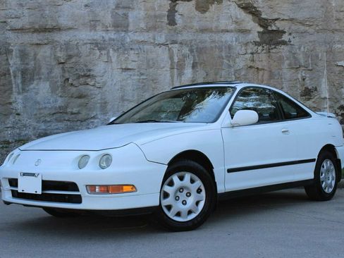 Used 1994 Acura Integra LS FWD image 4