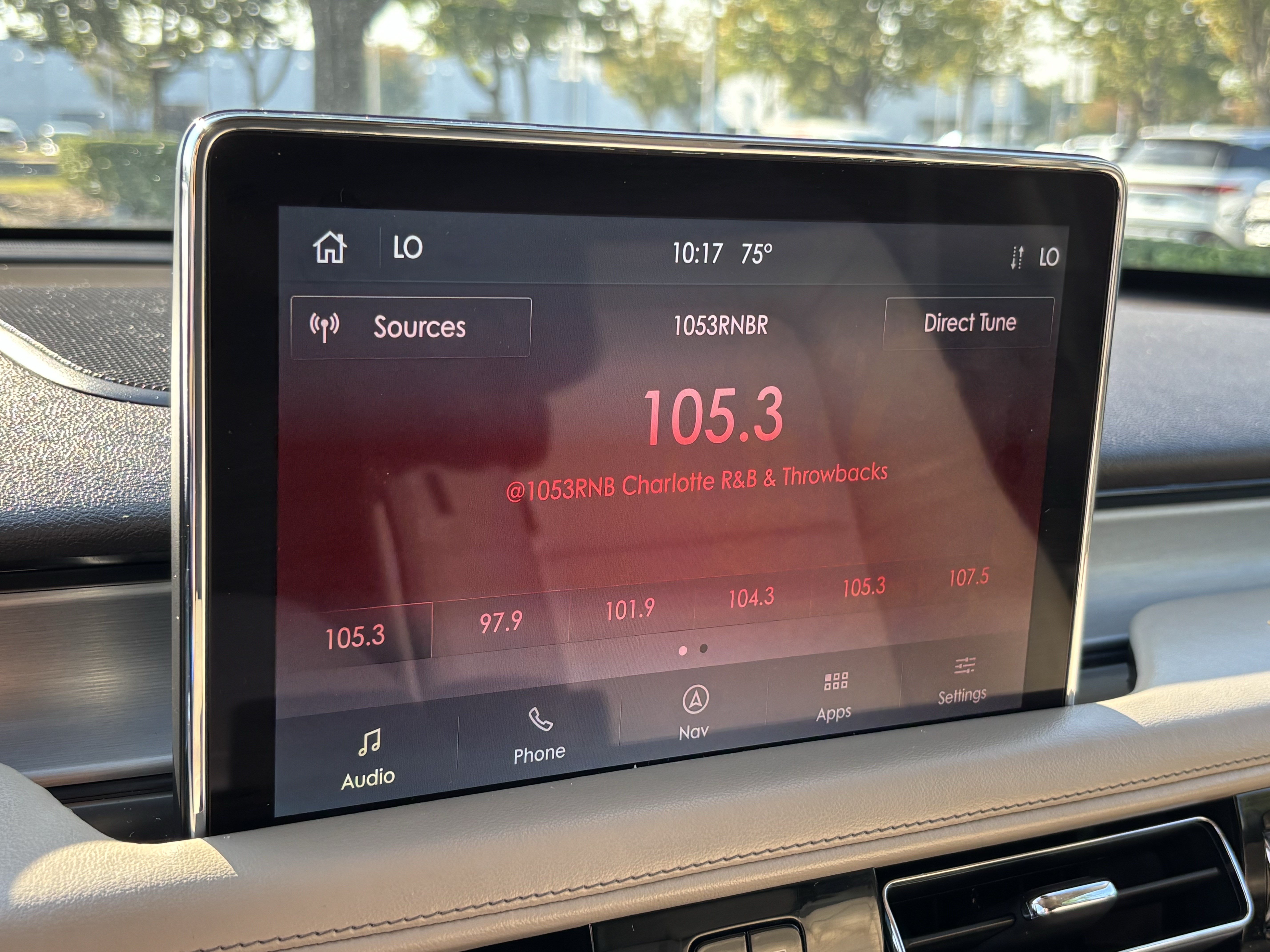 Used 2022 Lincoln Aviator AWD w/ Premium Package image 26