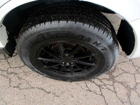 Used 2012 Ford Escape XLS image 7