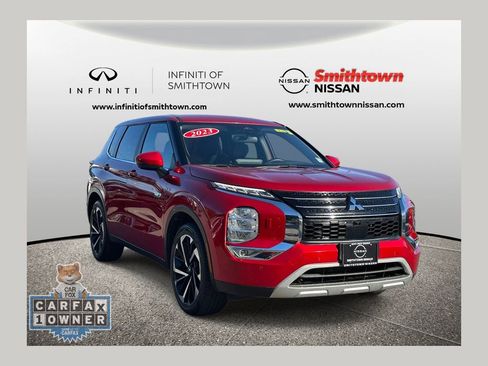 Used 2023 Mitsubishi Outlander SE AWD/4WD image 1