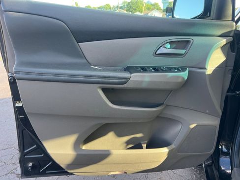 Used 2011 Honda Odyssey EX-L image 10
