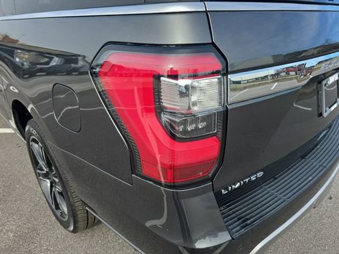 Used 2021 Ford Expedition Max Limited image 29