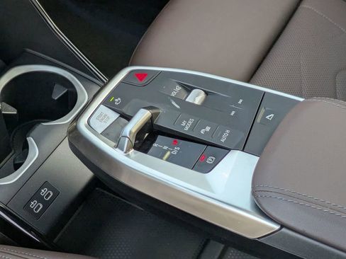 Used 2025 BMW X2 M35i w/ Premium Package image 25