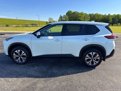 Used 2021 Nissan Rogue SV AWD/4WD image 16