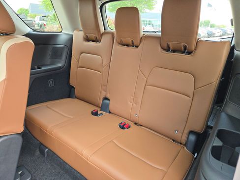 New 2026 Nissan Pathfinder Platinum AWD/4WD image 20