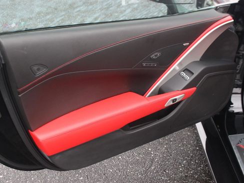 Used 2018 Chevrolet Corvette Grand Sport image 12