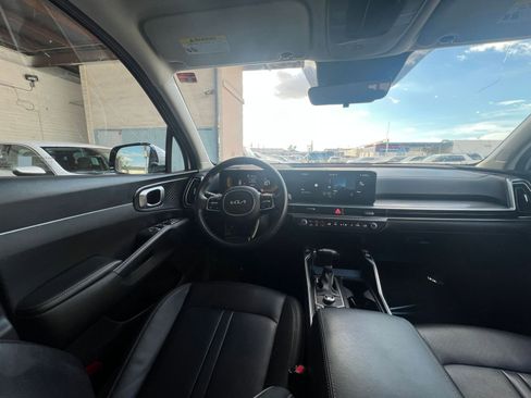 Used 2024 Kia Sorento S FWD image 34