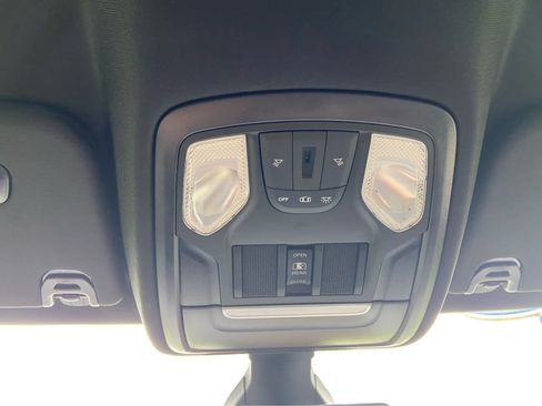 Used 2022 RAM 1500 Big Horn AWD/4WD image 33