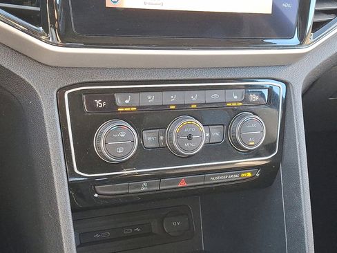 Used 2022 Volkswagen Atlas SEL image 30