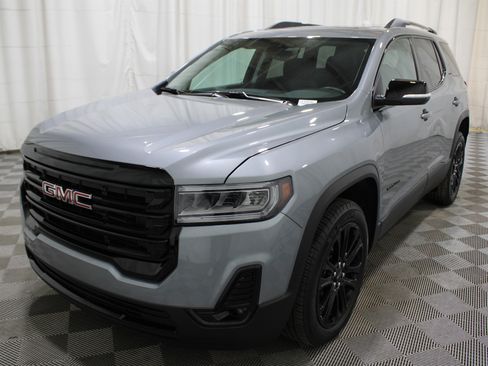 Used 2023 GMC Acadia SLT w/ Elevation Edition image 38