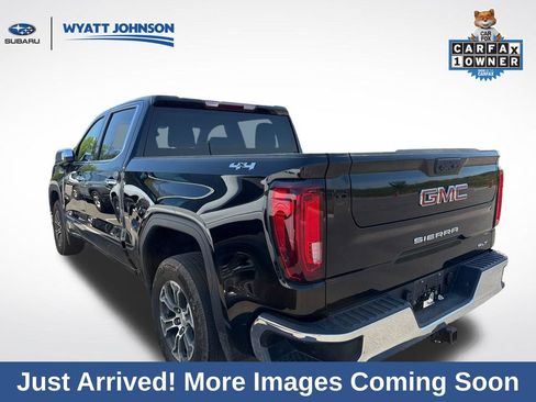 Used 2024 GMC Sierra 1500 SLT image 3