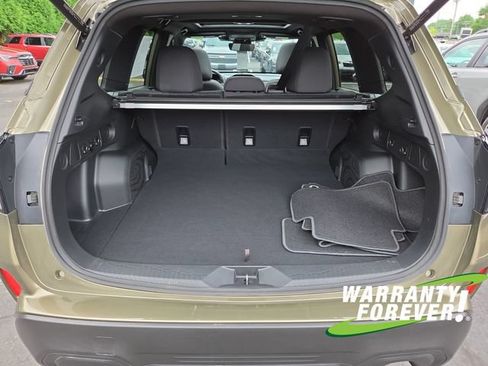 Used 2025 Subaru Forester Premium AWD/4WD image 18