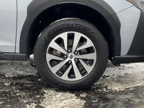 Used 2023 Subaru Outback Premium image 25