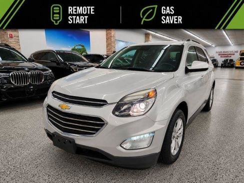 Used 2017 Chevrolet Equinox LT w/ Convenience Package FWD image 1