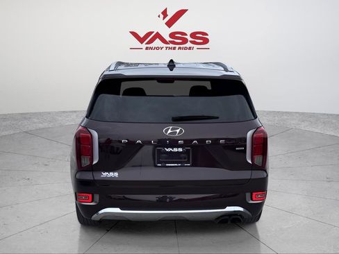 Used 2020 Hyundai Palisade Limited image 4